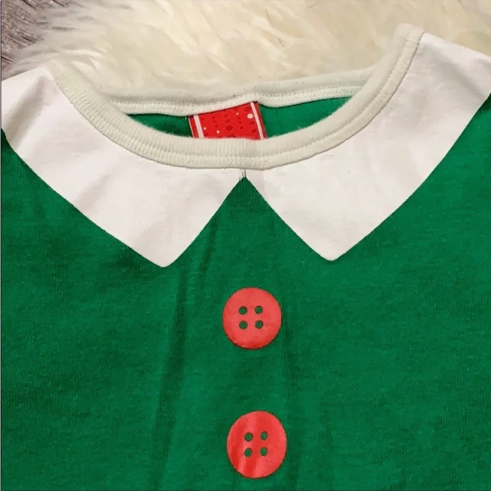 5 for $25🎈Christmas pjs and top